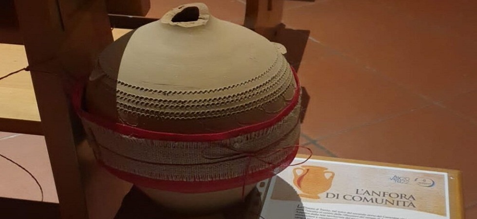 Ascoltare il disagio nascosto delle comunità: nelle parrocchie trentine arrivano le ‘anfore’ per segnalare fragilità e